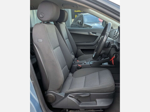 Audi A3 2.0 A3 Sportback SE 138 TDI Semi-Auto 5dr 17