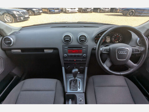 Audi A3 2.0 A3 Sportback SE 138 TDI Semi-Auto 5dr 27