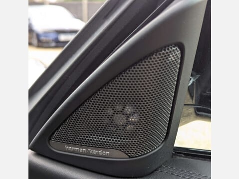 BMW 4 Series 3.0 M4 Semi-Auto 2dr 26