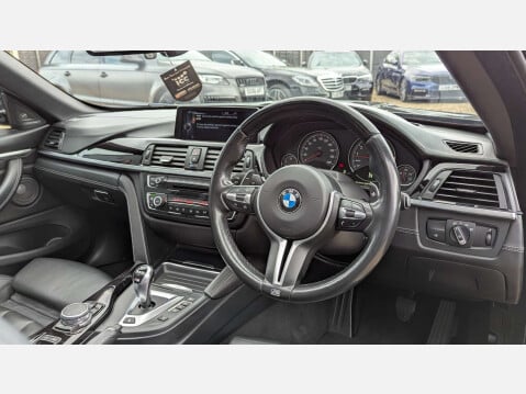 BMW 4 Series 3.0 M4 Semi-Auto 2dr 30