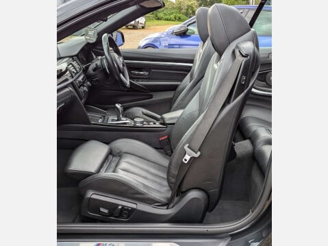 BMW 4 Series 3.0 M4 Semi-Auto 2dr 34