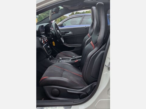 Mercedes-Benz A Class 2.0 A45 AMG 4Matic Auto 4WD 5dr 31
