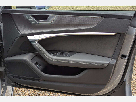 Audi A7 4.0 RS 7 Sportback TFSI MHEV Quattro Auto 4WD 5dr 41