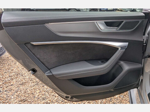 Audi A7 4.0 RS 7 Sportback TFSI MHEV Quattro Auto 4WD 5dr 47