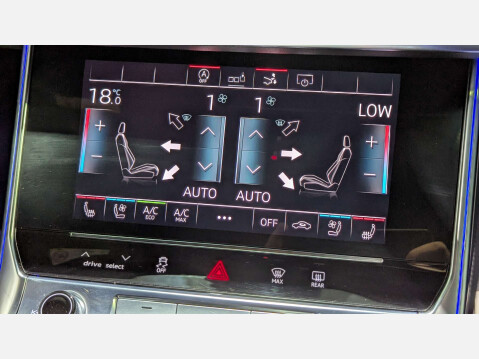 Audi A7 4.0 RS 7 Sportback TFSI MHEV Quattro Auto 4WD 5dr 28