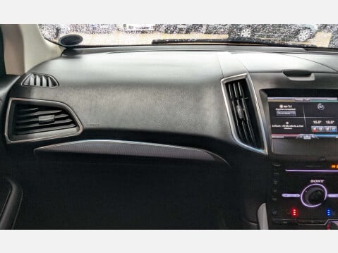 Ford Edge 2.0 Edge Titanium TDCi Auto 4WD 5dr 29