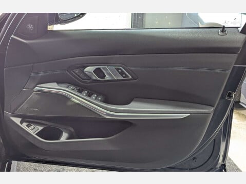 BMW 3 Series 3.0 M340i xDrive Auto 4WD 5dr 17