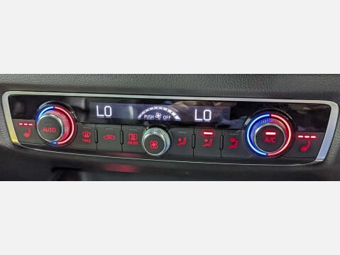 Audi A3 2.0 S3 Nav Quattro Semi-Auto 4WD 3dr 33