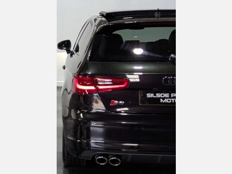 Audi A3 2.0 S3 Nav Quattro Semi-Auto 4WD 3dr 9