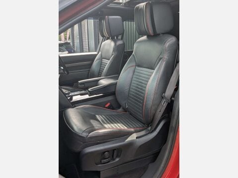Land Rover Discovery 3.0 Discovery Luxury HSE TD6 Auto 4WD 5dr 27