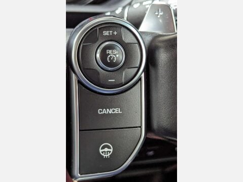 Land Rover Discovery 3.0 Discovery Luxury HSE TD6 Auto 4WD 5dr 37