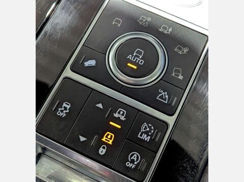 Land Rover Discovery 3.0 Discovery Luxury HSE TD6 Auto 4WD 5dr 39