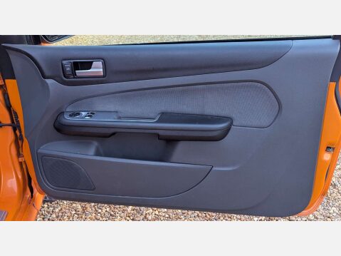 Ford Focus 2.5 Focus ST-2 3dr 10