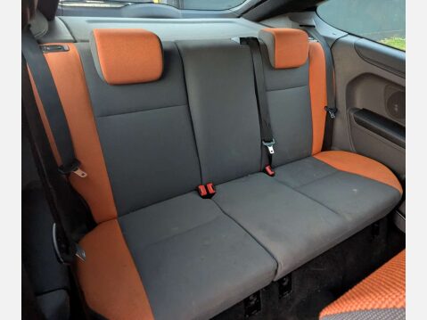 Ford Focus 2.5 Focus ST-2 3dr 14