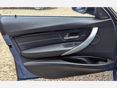 BMW 3 Series 2.0 330I M Sport Auto 5dr 21