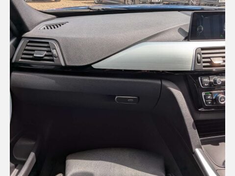 BMW 3 Series 2.0 330I M Sport Auto 5dr 28