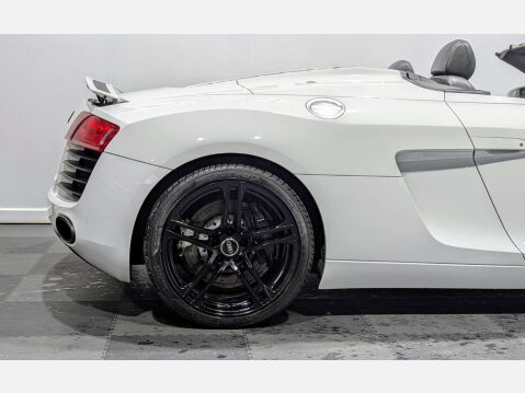 Audi R8 4.2 R8 Spyder V8 Quattro 4WD 2dr 10