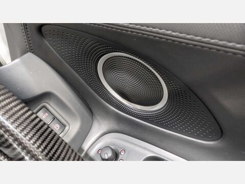 Audi R8 4.2 R8 Spyder V8 Quattro 4WD 2dr 32