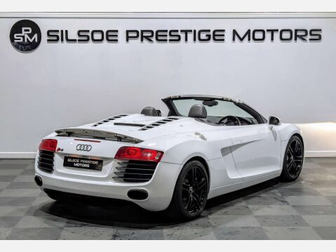 Audi R8 4.2 R8 Spyder V8 Quattro 4WD 2dr 17