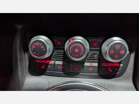 Audi R8 4.2 R8 Spyder V8 Quattro 4WD 2dr 27