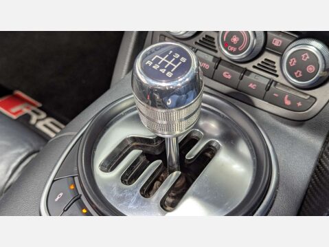 Audi R8 4.2 R8 Spyder V8 Quattro 4WD 2dr 39