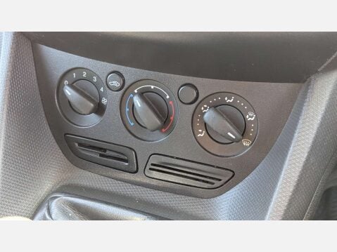 Ford Transit Connect 1.6 Transit Connect 200 18