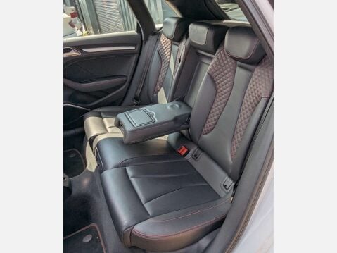 Audi A3 2.0 S3 Sportback Quattro Semi-Auto 4WD 5dr 29