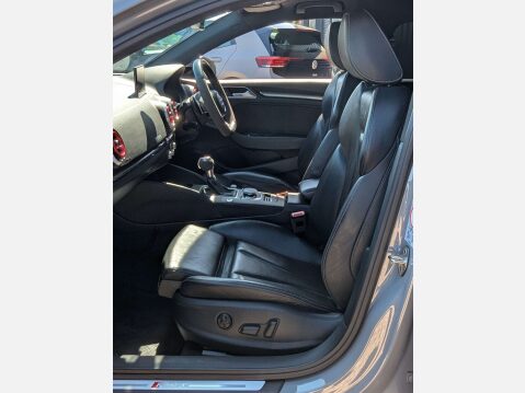 Audi A3 2.5 RS 3 TFSI Quattro Semi-Auto 4WD 4dr 22