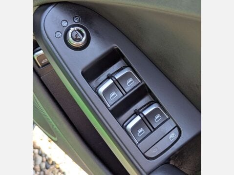 Audi A4 4.2 RS 4 FSI Quattro Auto 4WD 5dr 17