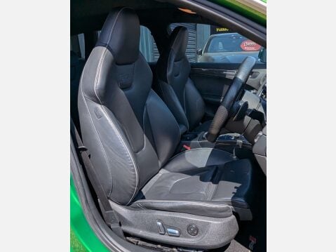 Audi A4 4.2 RS 4 FSI Quattro Auto 4WD 5dr 19