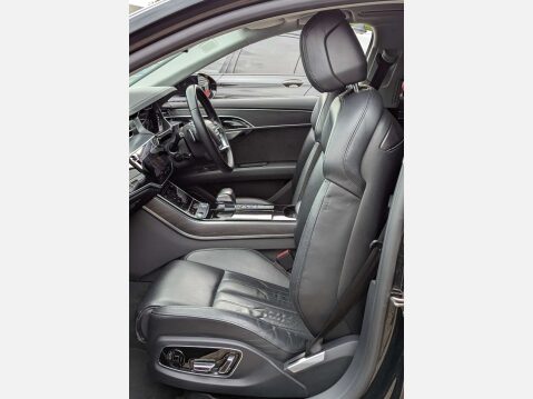 Audi A8 3.0 A8 50 TDI Quattro Auto 4WD 4dr 27