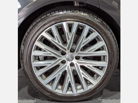 Audi A8 3.0 A8 50 TDI Quattro Auto 4WD 4dr 65