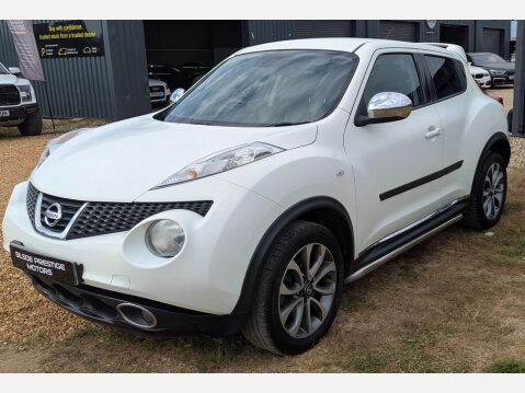 Nissan Juke 1.6 Juke Tekna DiG-T 5dr 4