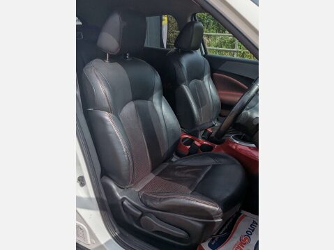 Nissan Juke 1.6 Juke Tekna DiG-T 5dr 13