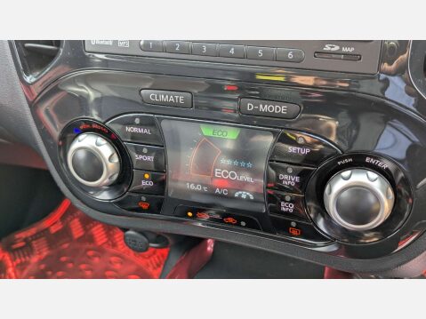 Nissan Juke 1.6 Juke Tekna DiG-T 5dr 24