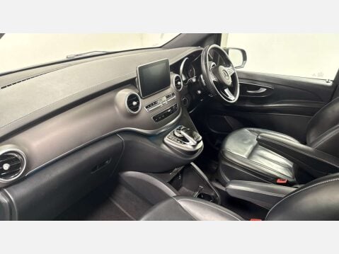 Mercedes-Benz V Class 2.1 V220 D Sport Auto 5dr 7