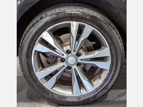 Mercedes-Benz V Class 2.1 V250 D Sport Auto 5dr 47