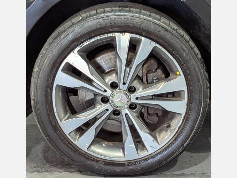 Mercedes-Benz V Class 2.1 V250 D Sport Auto 5dr 49