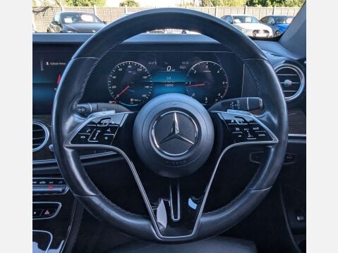 Mercedes-Benz E Class 2.0 E 220 Sport D Auto 4dr 32
