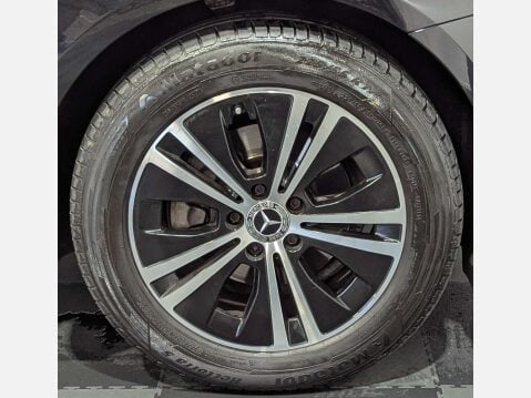 Mercedes-Benz E Class 2.0 E 220 Sport D Auto 4dr 54