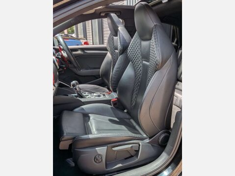 Audi A3 2.0 S3 Black Edition TFSI Quattro Semi-Auto 4WD 4dr 27