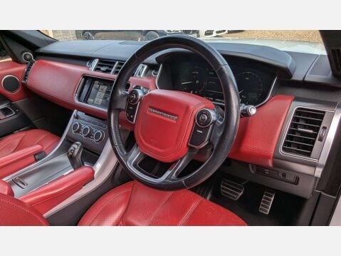 Land Rover Range Rover Sport 3.0 Range Rover Sport HSE Dynamic SDV6 Auto 4WD 5dr 21