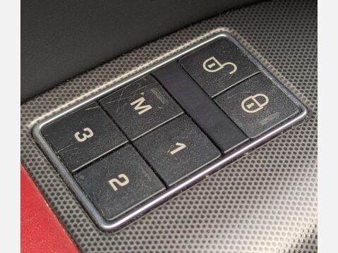 Land Rover Range Rover Sport 3.0 Range Rover Sport HSE Dynamic SDV6 Auto 4WD 5dr 23
