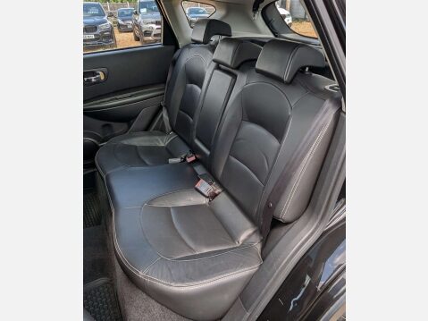 Nissan Qashqai 2.0 Qashqai Tekna 2WD 5dr 16