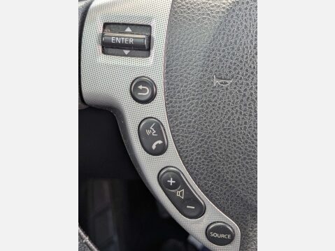 Nissan Qashqai 2.0 Qashqai Tekna 2WD 5dr 18