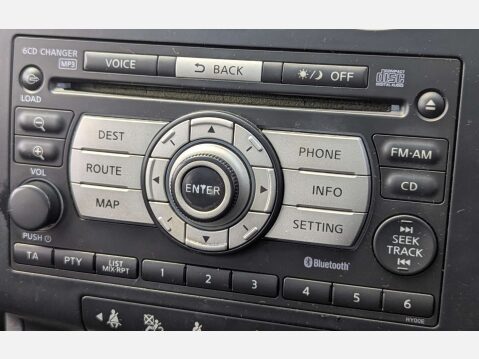 Nissan Qashqai 2.0 Qashqai Tekna 2WD 5dr 21