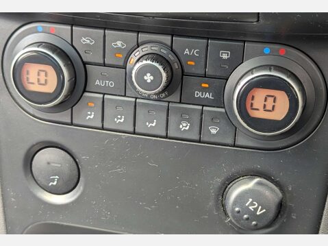Nissan Qashqai 2.0 Qashqai Tekna 2WD 5dr 22
