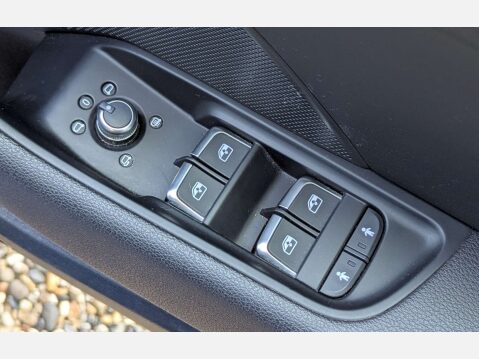 Audi A3 2.0 S3 Sportback Quattro Semi-Auto 4WD 5dr 16