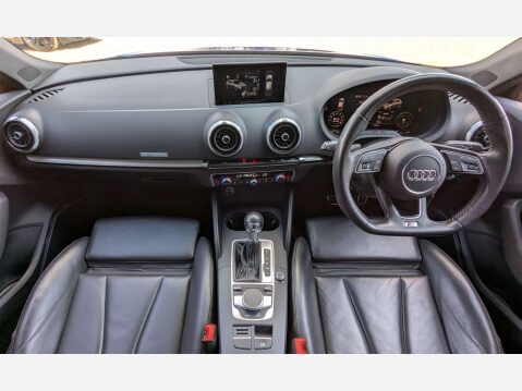 Audi A3 2.0 S3 Sportback Quattro Semi-Auto 4WD 5dr 30