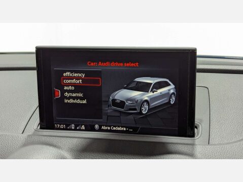 Audi A3 2.0 S3 Sportback Quattro Semi-Auto 4WD 5dr 39